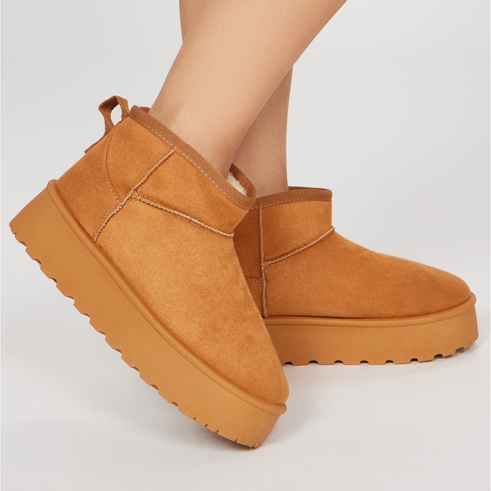 Everly Ankle Boots